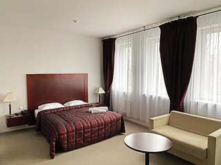 Отель Hotel Navalis Клайпеда Трехместный номер «Комфорт»-1